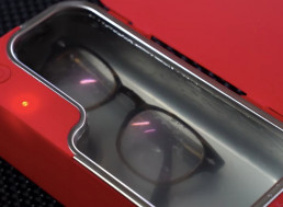 This Smart Eye Glass Cleaner Wipes Dirt from Your Glasses in Seconds