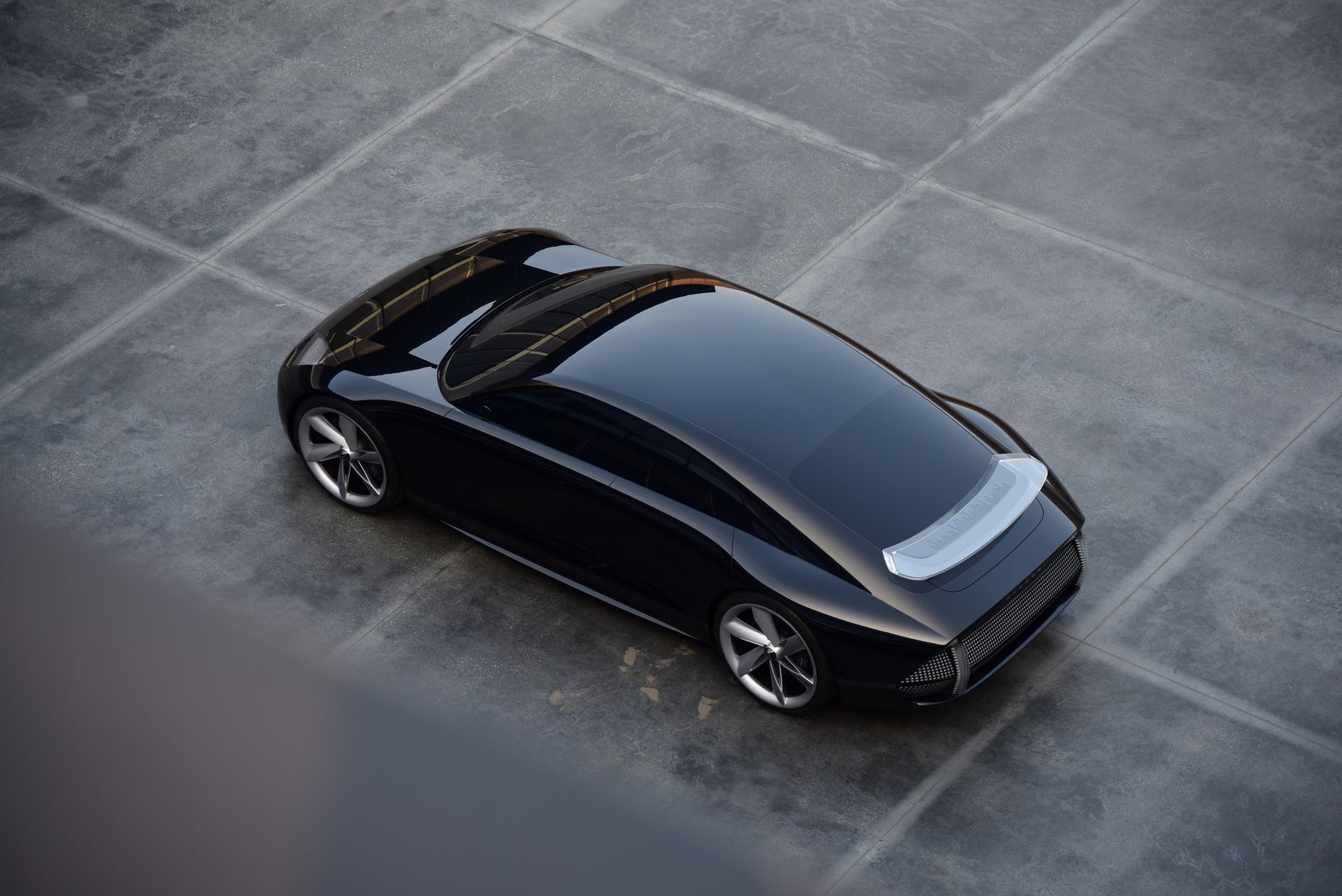 Hyundai Unveils Joystick Controlled Sensuous Electric Vehicle Hyundai Unveils Joystick Controlled Sensuous Electric Vehicle
