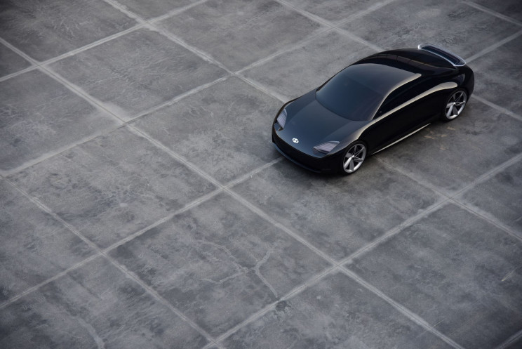 Hyundai Unveils Joystick Controlled Sensuous Electric Vehicle Hyundai Unveils Joystick Controlled Sensuous Electric Vehicle