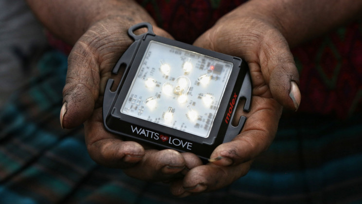 Portable Solar Light Helps Women Get Out of 'Sex for Fish'