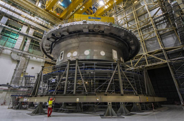 1,250 Ton Base of the Cryostat Installed, Fusion Reactor Reaches Major Milestone 1,250 Ton Base of the Cryostat Installed, Fusion Reactor Reaches Major Milestone