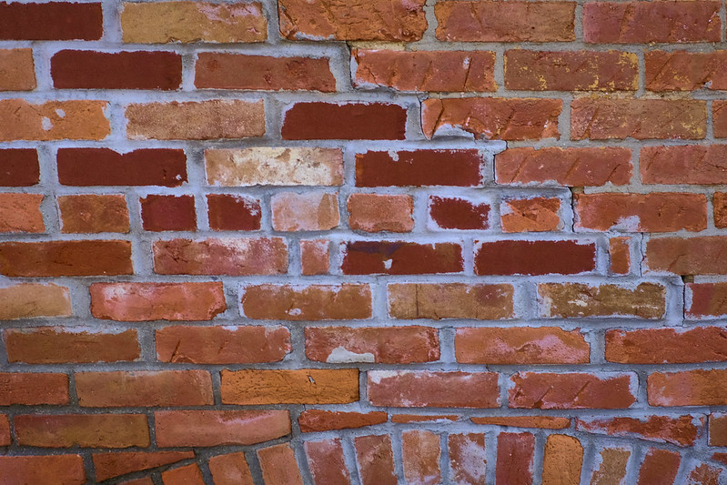 bricks are better than concrete