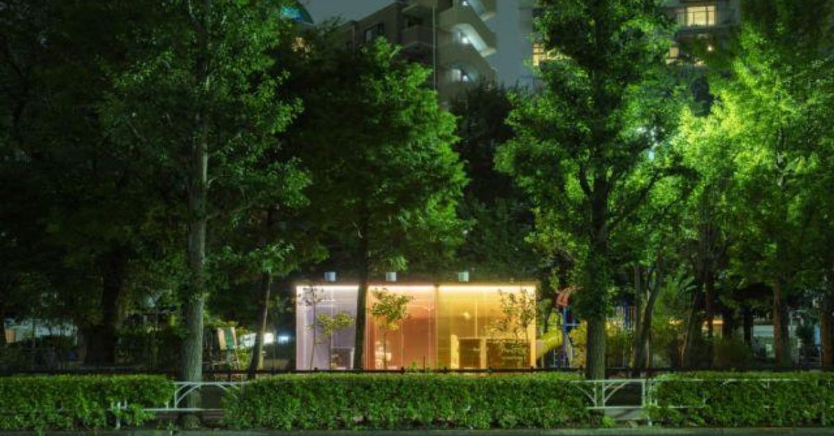 Japan Takes Bathrooms to The Next Level with Transparent Walls Japan Takes Bathrooms to The Next Level with Transparent Walls