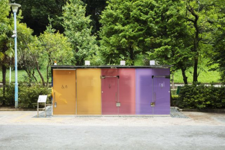 Japan Takes Bathrooms to The Next Level with Transparent Walls Japan Takes Bathrooms to The Next Level with Transparent Walls