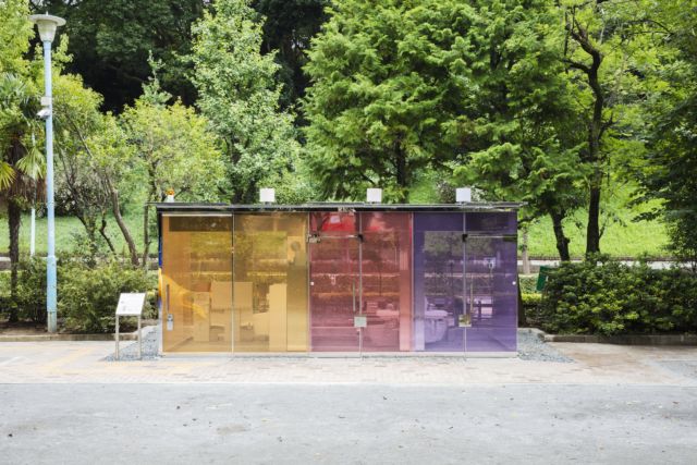 Japan Takes Bathrooms to The Next Level with Transparent Walls Japan Takes Bathrooms to The Next Level with Transparent Walls