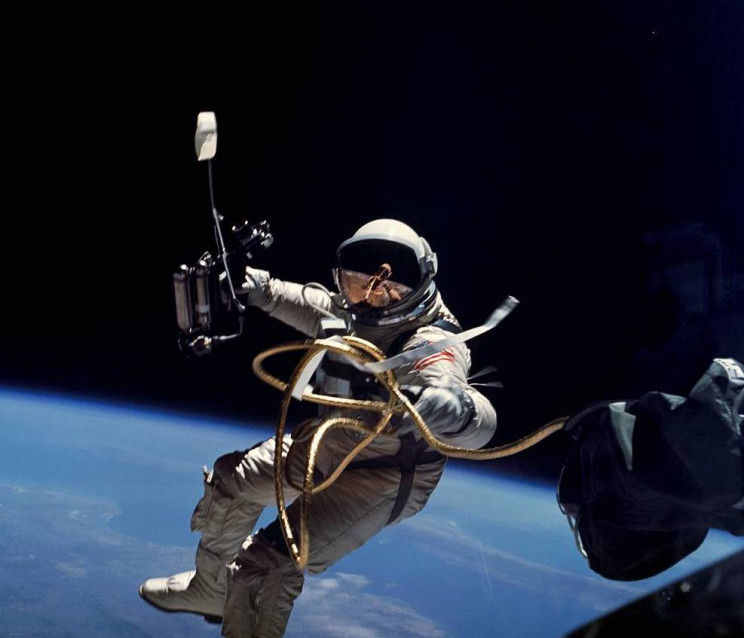 13 Out of This World Facts About Spacesuits That You Should Know 13 Out of This World Facts About Spacesuits That You Should Know