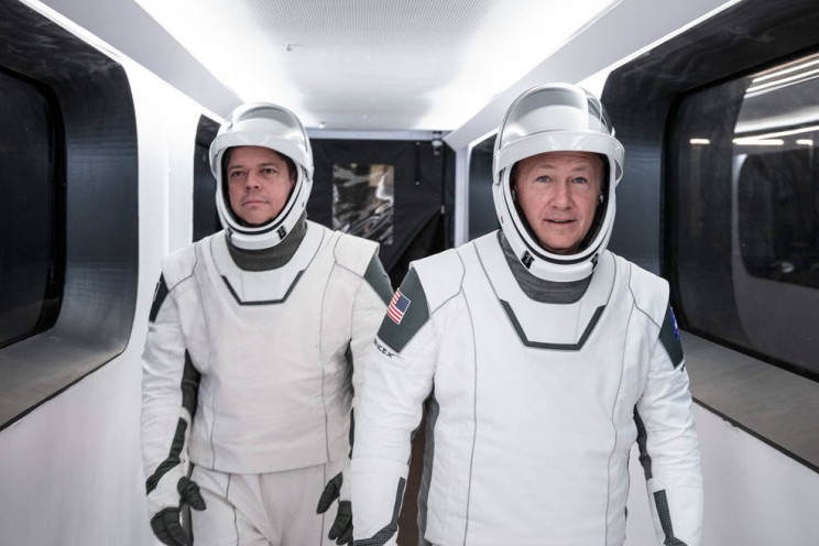 13 Out of This World Facts About Spacesuits That You Should Know 13 Out of This World Facts About Spacesuits That You Should Know