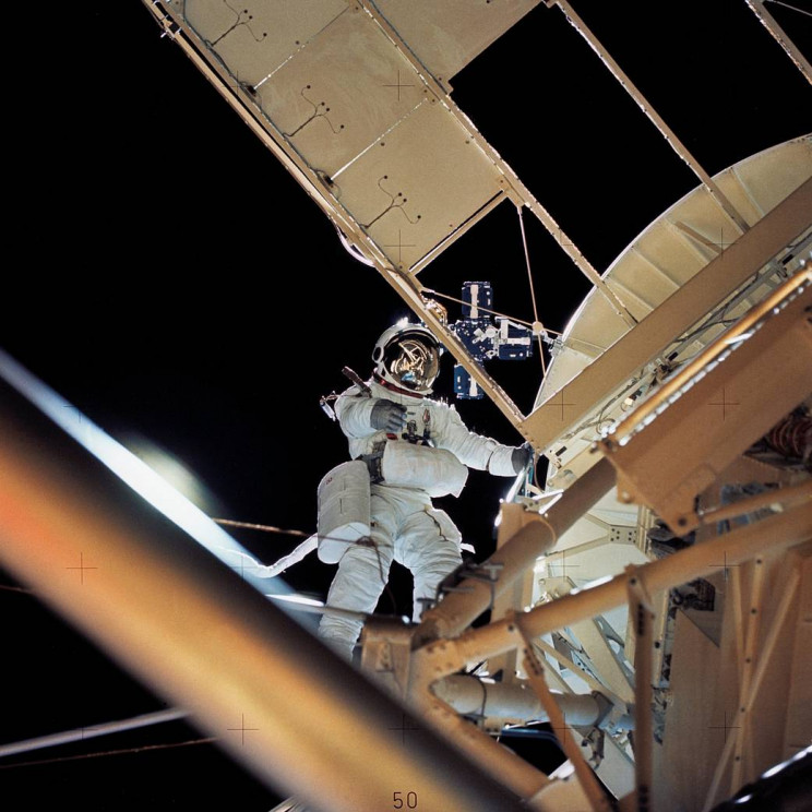 13 Out of This World Facts About Spacesuits That You Should Know 13 Out of This World Facts About Spacesuits That You Should Know
