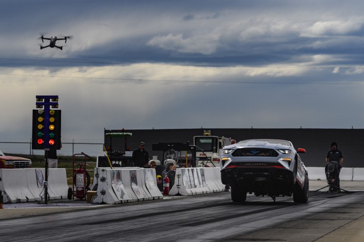 Electric Ford Mustang Rips Through Quarter Mile in 8 Seconds Electric Ford Mustang Rips Through Quarter Mile in 8 Seconds