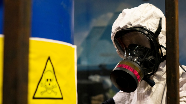 An artificial intelligence model invents 40,000 chemical weapons in just 6 hours