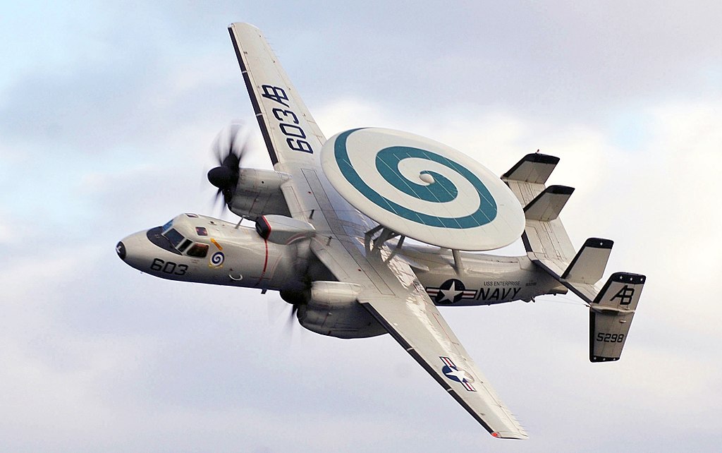 China's New KJ-600 Looks Suspiciously Similar to American Hawkeye China's New KJ-600 Looks Suspiciously Similar to American Hawkeye