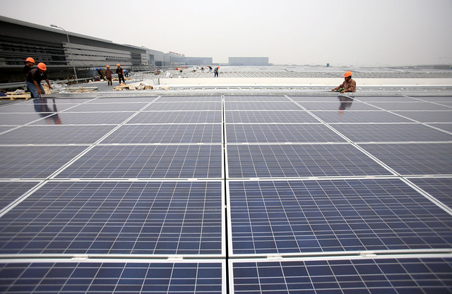 China's Air Pollution Is So Bad It's Blocking Its Solar Panels China's Air Pollution Is So Bad It's Blocking Its Solar Panels