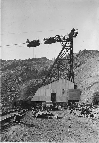 Take a Look at the Engineering Required to Build the Hoover Dam Take a Look at the Engineering Required to Build the Hoover Dam