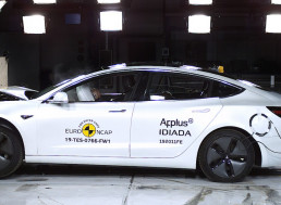 Australia's Safety Agency Gives a Perfect 5-Star Rating to Tesla Model 3