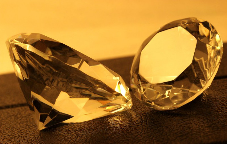 engineering controversy diamonds