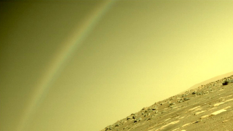 NASA: No, That Wasn't a Rainbow on Mars