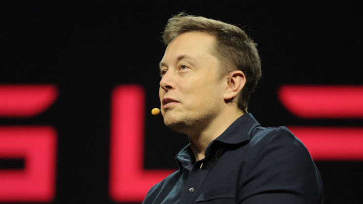 Elon Musk Tweets That He Now Supports COVID-19 Vaccines