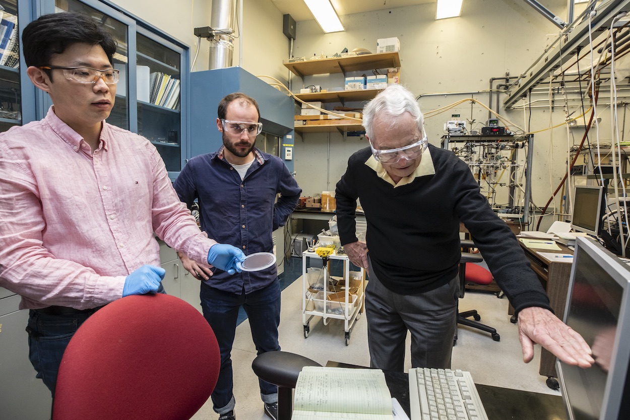Scientists Develop Artificial Photosynthesis System That Can Perform Fuel Generation Scientists Develop Artificial Photosynthesis System That Can Perform Fuel Generation