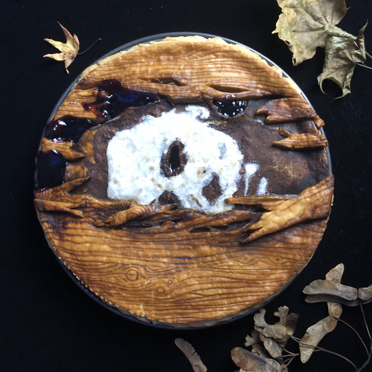 This Baker Adds a Spooky Touch to Halloween Pies This Baker Adds a Spooky Touch to Halloween Pies