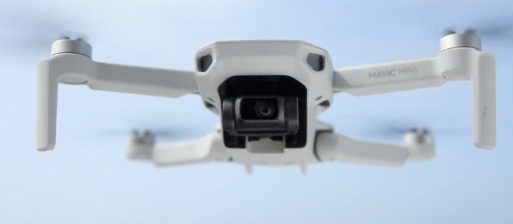 New Super Light 'FlyCam' Drone Aimed At the Masses