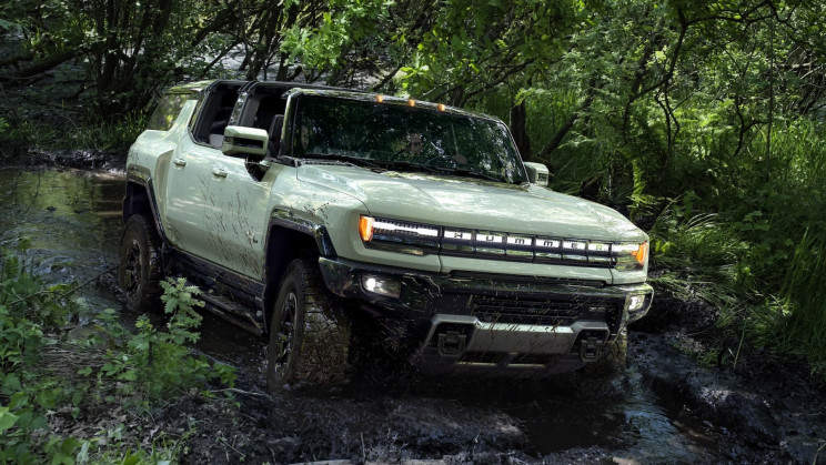 GMC's New $105K Hummer SUV Is an Electric Supertruck With 830 HP