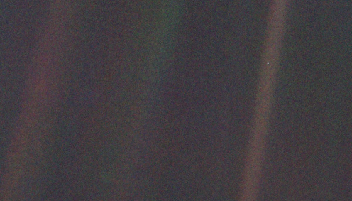 original-pale-blue-dot Original Pale Blue Dot