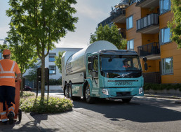Volvo Starts Selling Electric Trucks for Urban Transport
