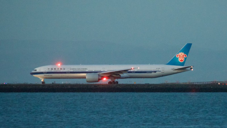 aircraft lights beacon
