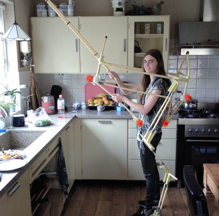 This Engineering Student Built a Mechanical Dinosaur Costume in Her Spare Time This Engineering Student Built a Mechanical Dinosaur Costume in Her Spare Time