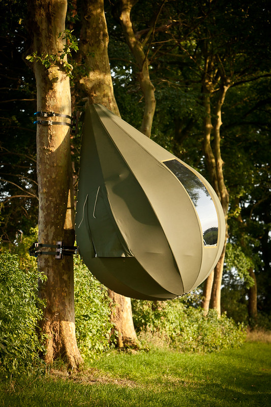 These Tear Drop-Shaped Tents Let You Camp While Hanging From a Tree These Tear Drop-Shaped Tents Let You Camp While Hanging From a Tree