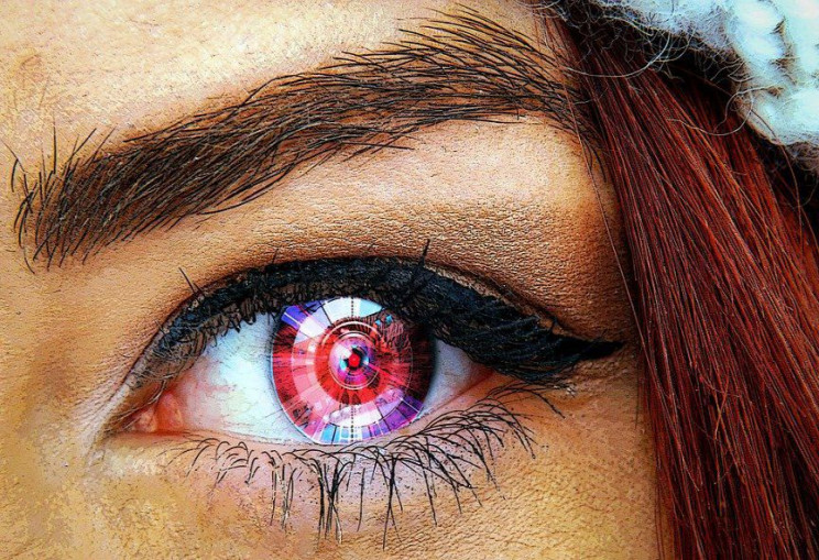 inventions of the future contact lenses