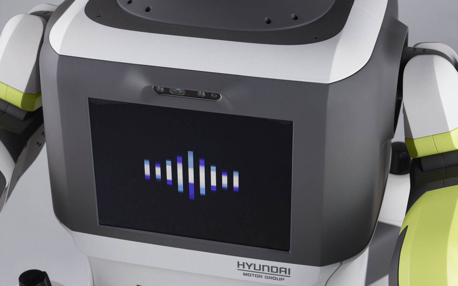 Hyundai Pilots Its AI-Powered Automated Customer Service Robot, and Its Adorable Hyundai Pilots Its AI-Powered Automated Customer Service Robot, and Its Adorable