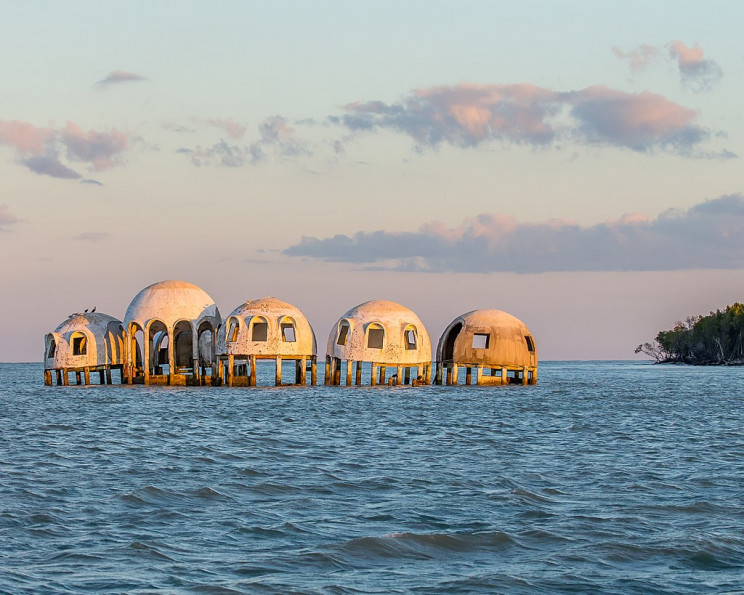 dystopian failed projects dome homes