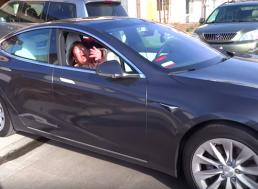 Grandma Freaks out at the Tesla Model S Smart Summon Feature