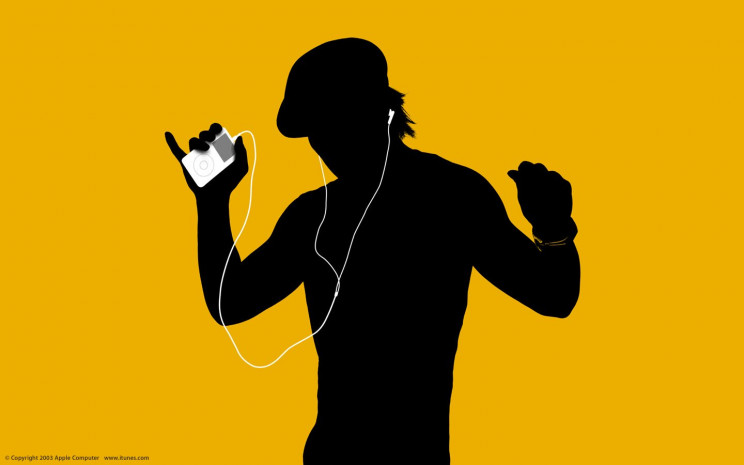 history of headphones ipod