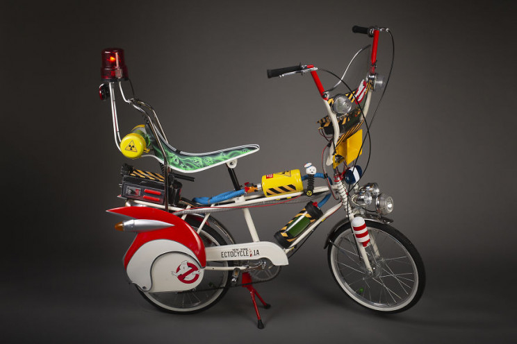 Designer Builds 'Ectocycle-1A' Inspired by Ghostbusters' Iconic Car Designer Builds 'Ectocycle-1A' Inspired by Ghostbusters' Iconic Car