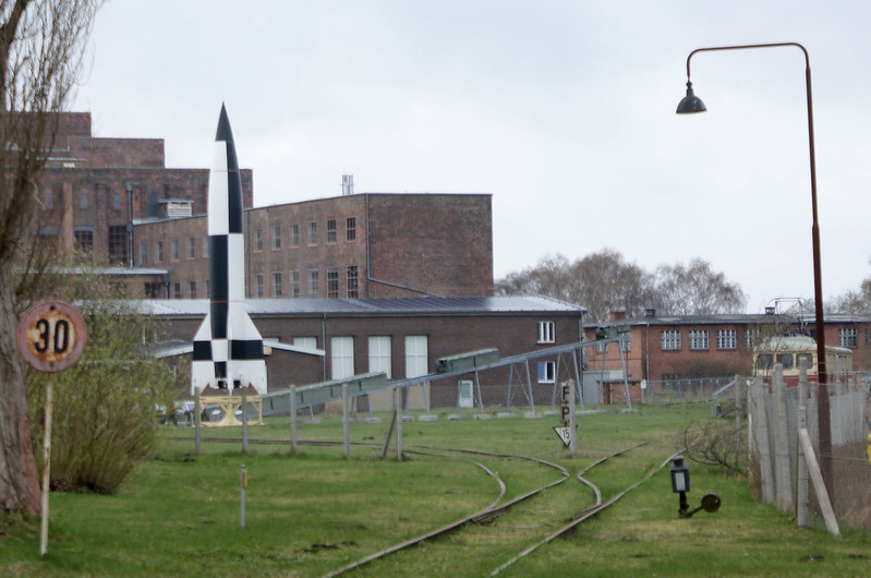 stolen german tech v-2