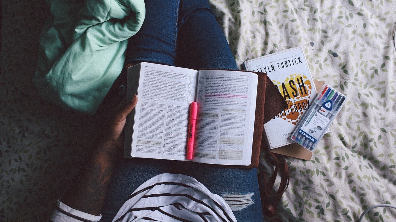 Read Like an Engineer: 9 Tips for Reading Technical Books Fast Read Like an Engineer: 9 Tips for Reading Technical Books Fast