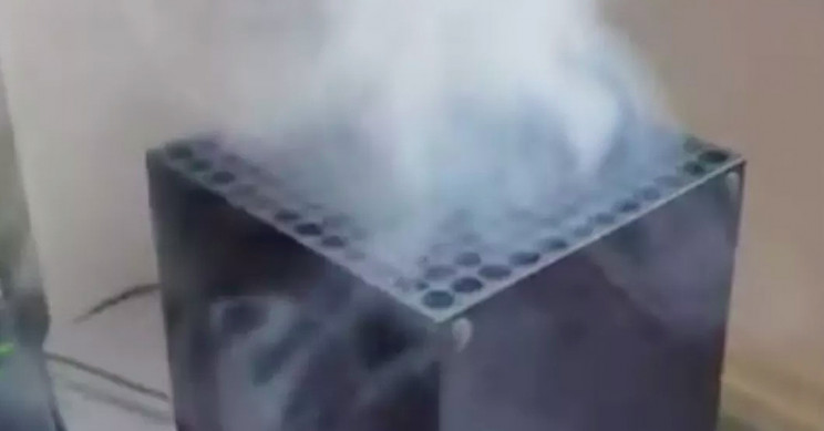 Videos of New Xbox Series X Consoles Spouting Smoke Go Viral