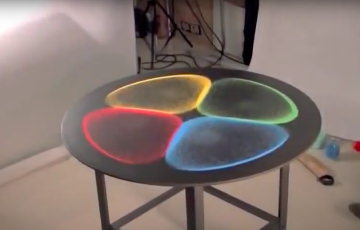 Japanese Artist Shapes Sound Through Sand, Creating Masterpieces Japanese Artist Shapes Sound Through Sand, Creating Masterpieces