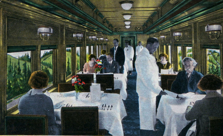 Dining car Dining car