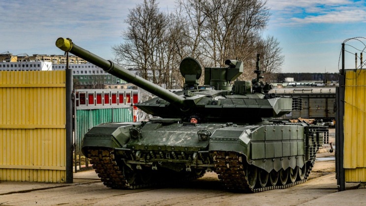 Russia reportedly lost a T-90 M in Ukraine, its most advanced tank in service