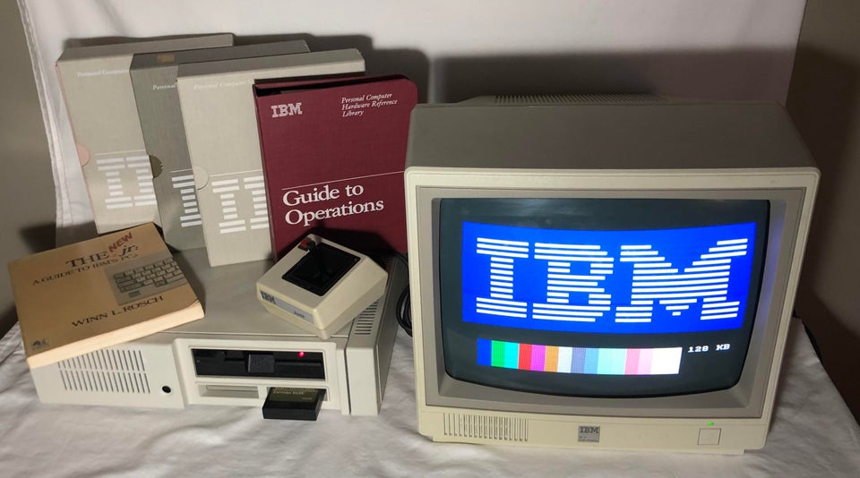 7 Old-School Computers That Remind Us How Far We Have Come 7 Old-School Computers That Remind Us How Far We Have Come
