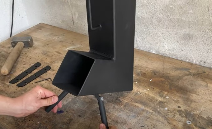 diy rocket stove legs