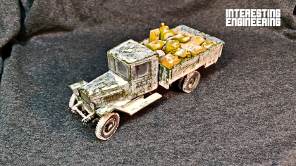 Building Your Own Frozen-Effect Zvezda Model Truck 