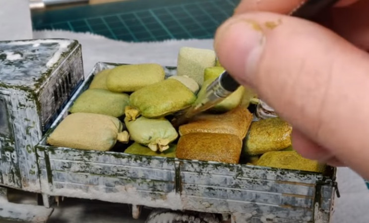 diy truck luggage sandbags