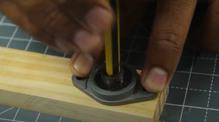 diy yarn winder bearing