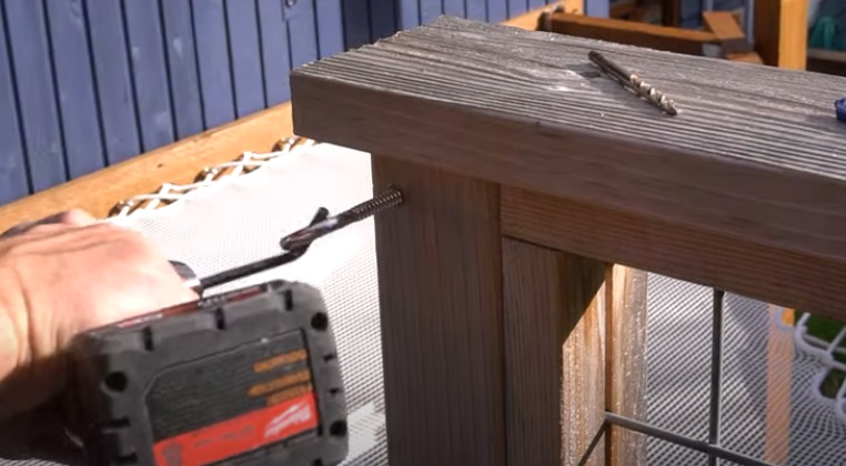 sliding doors anchorings