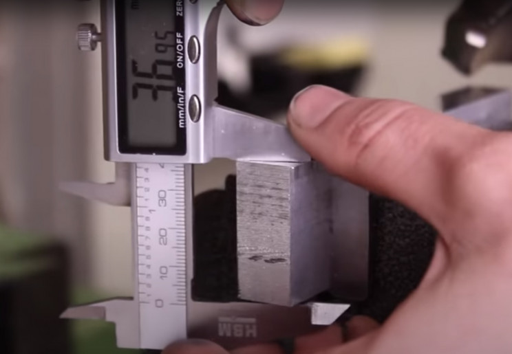 DIY LED worklight thickness