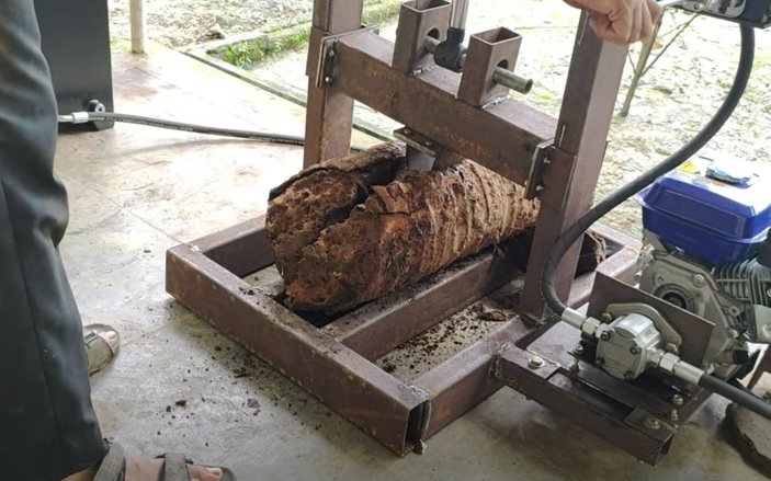 diy wood splitter complete